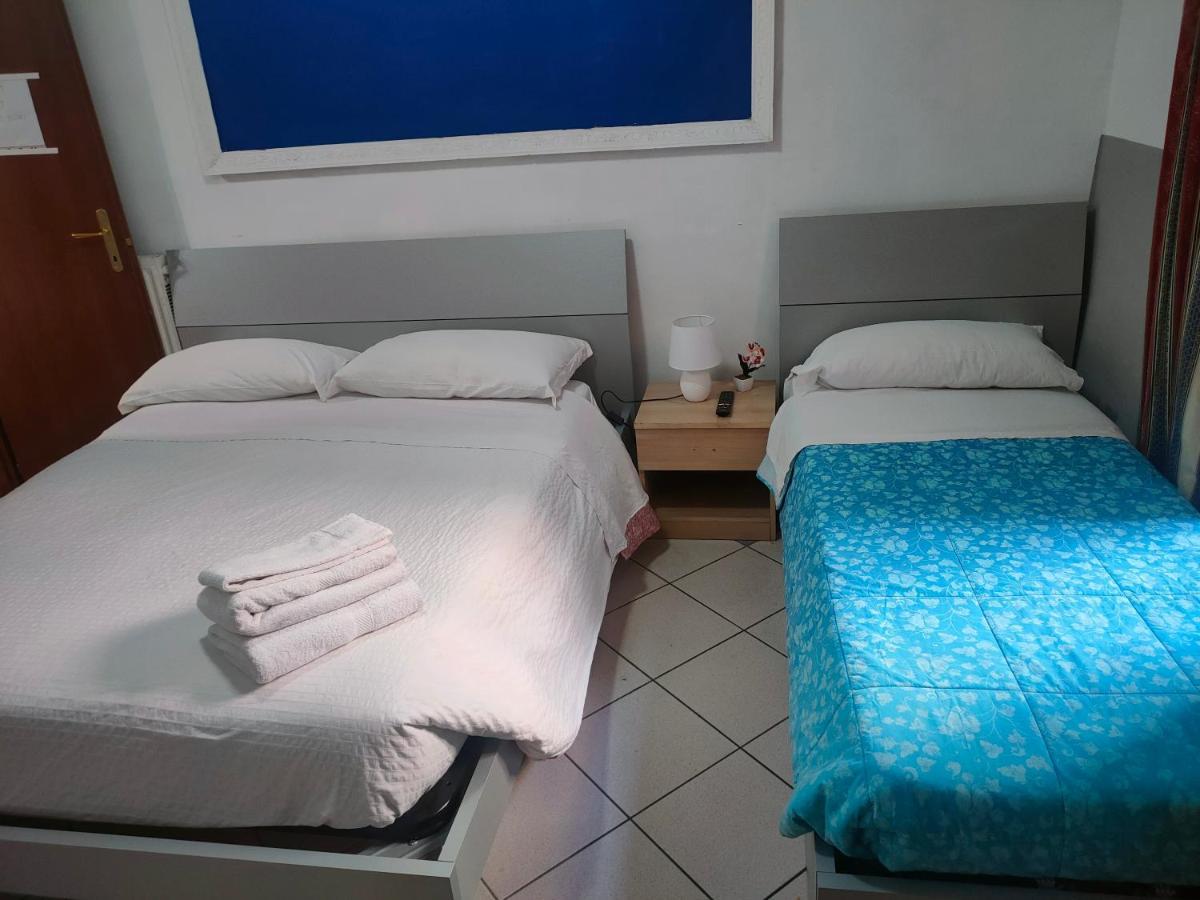 Chez Amelie Guest House โรม ภายนอก รูปภาพ